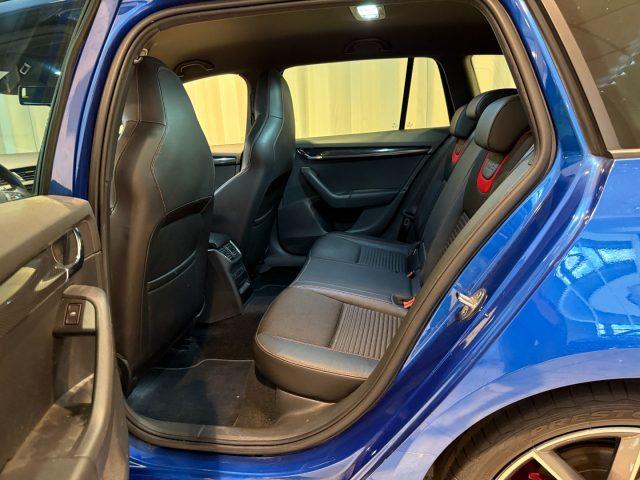 SKODA Octavia 2.0 TDI Wagon 4x4 RS Canton 18" Performance Camera