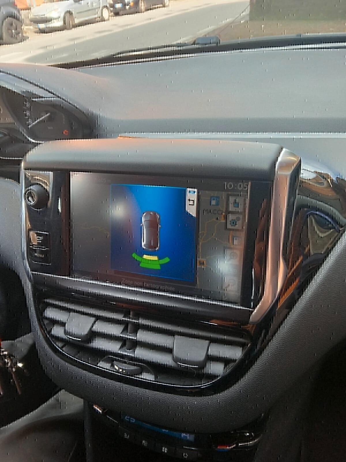 Peugeot 208 1.6 e-HDi 92 CV Stop&Start 5 porte Allure