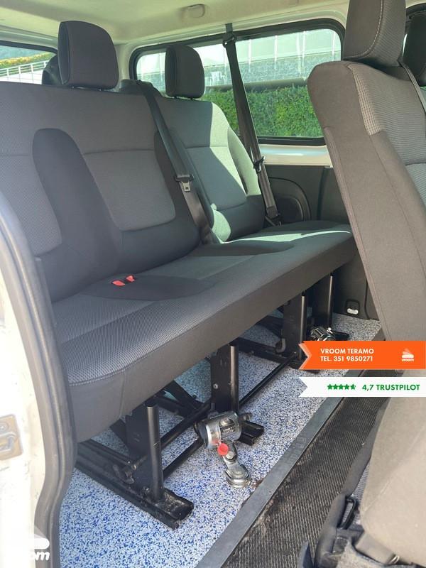 RENAULT Trafic 2.0 dCi 120CV DISABILI