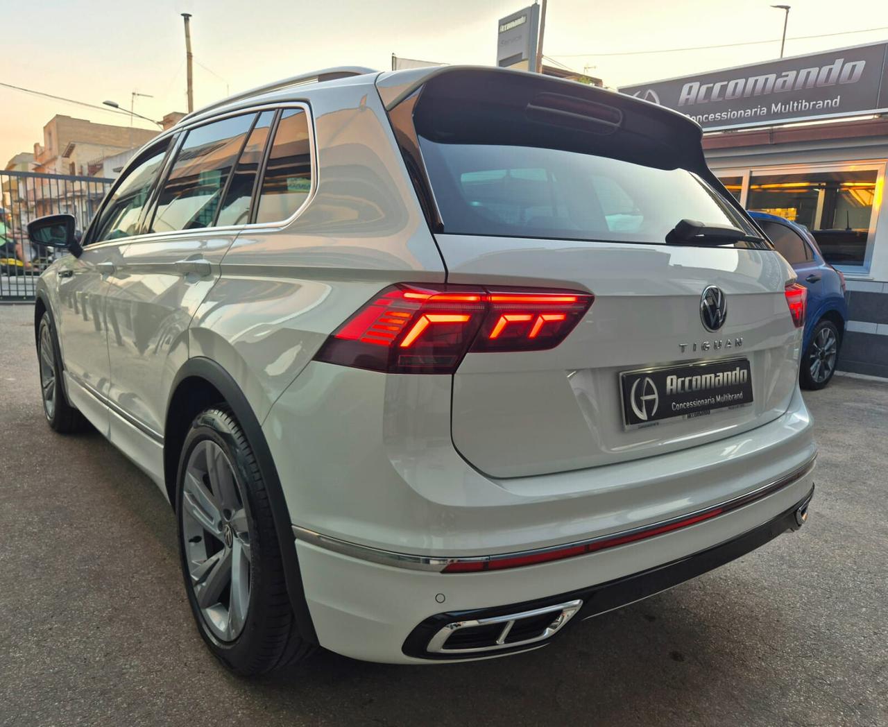 Volkswagen Tiguan 2.0 TDI 150 CV SCR DSG R-Line