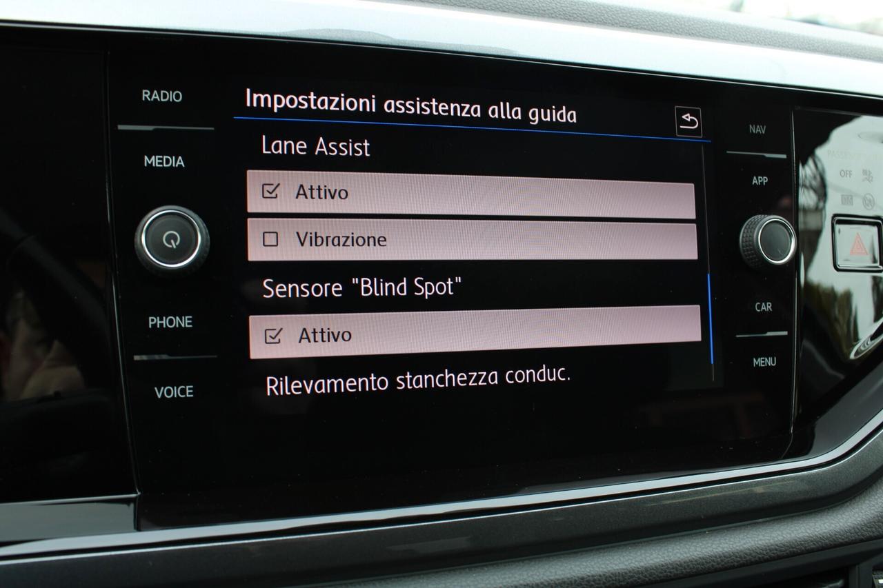 Volkswagen Polo 5p 1.6 tdi Highline 95cv dsg R-CAMERA VIRTUAL NAV