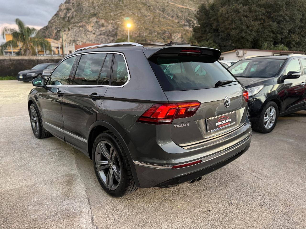 Volkswagen Tiguan 2.0TDI R-LINE+TETTO