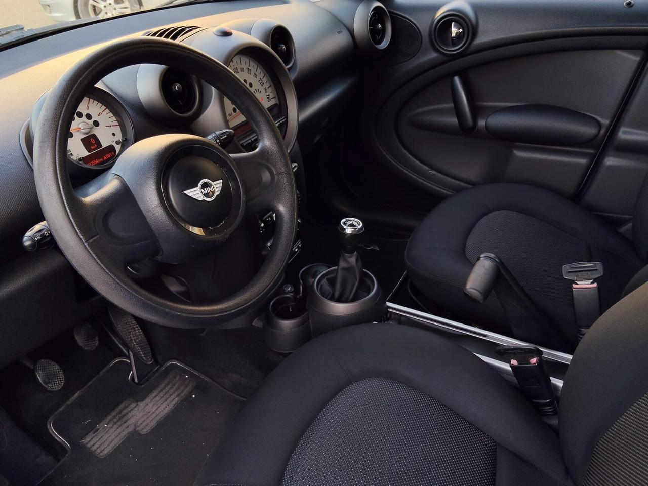 Mini Cooper D Countryman 1.6 111 cv