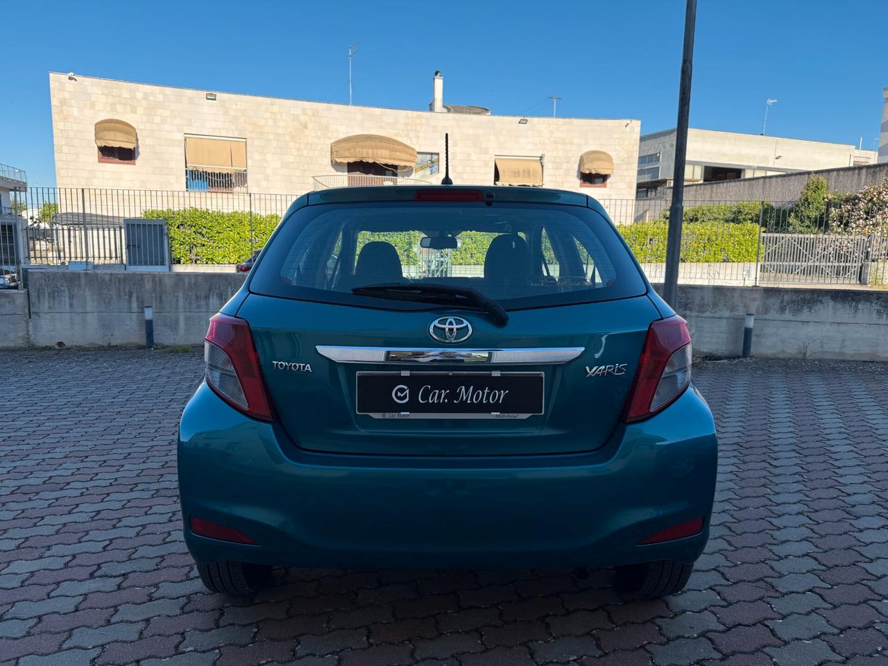 Toyota Yaris 1.0 5 porte Active RetroCam Bluetooth