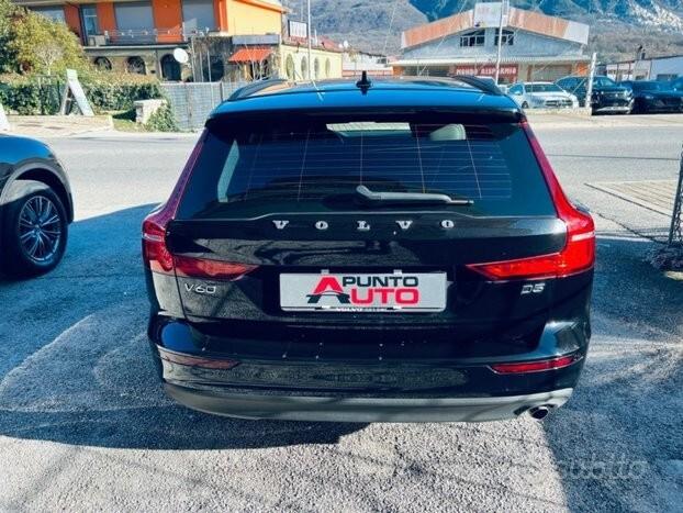 VOLVO V60 D3 Geartronic COCKPIT- CARPLAY