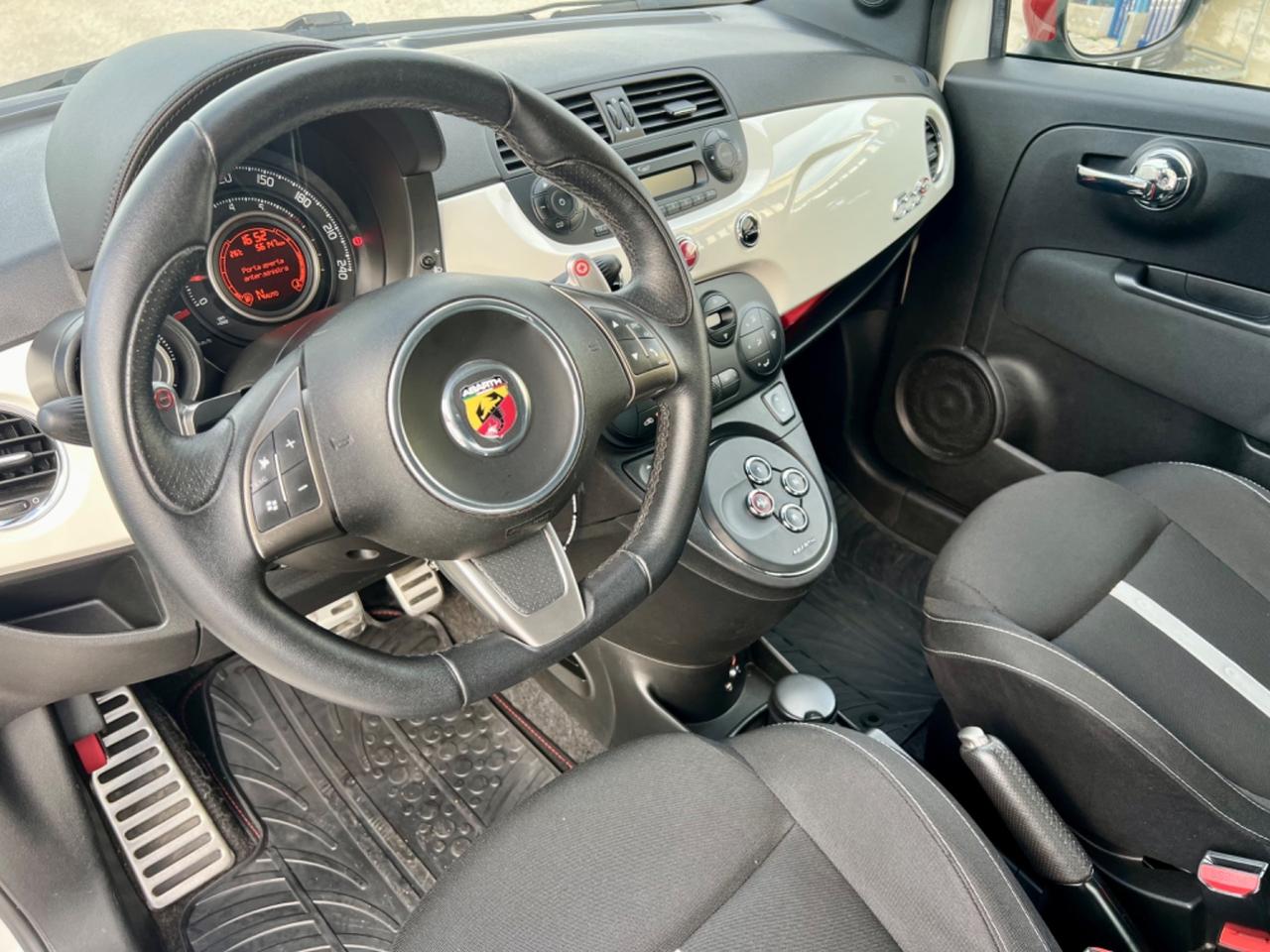 Abarth 500 C 1.4 Turbo T-Jet MTA