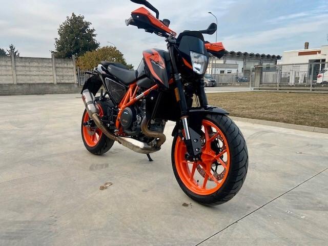 Ktm 690 Duke 2017 - FINANZIABILE