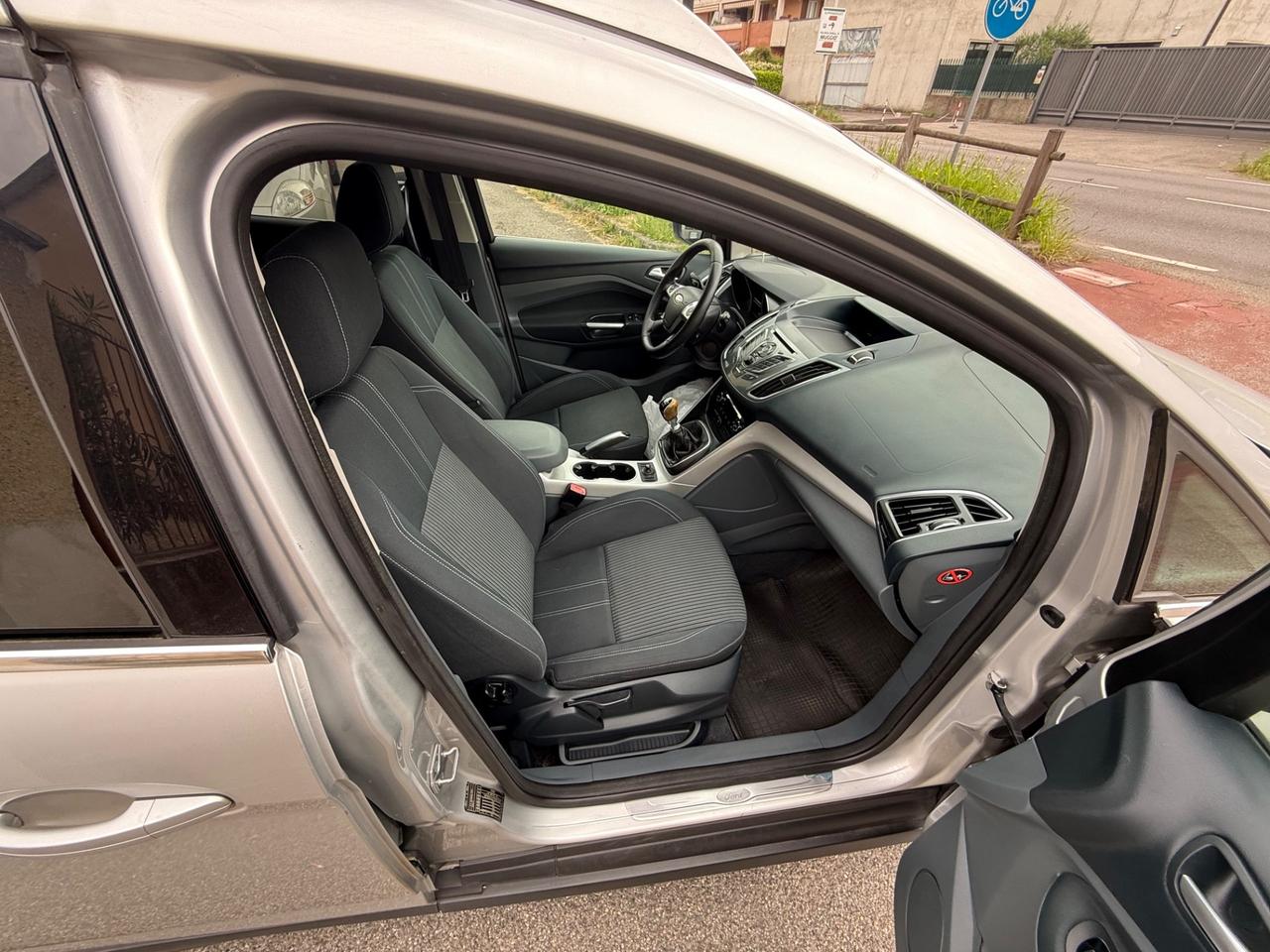 Ford C-Max 7 posti 1.6 TDCi 115CV Titanium