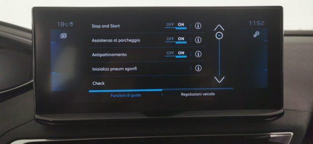 PEUGEOT 3008 BlueHDi 130 S&S Active Business