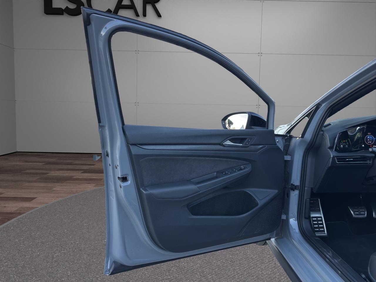 Volkswagen - Golf GTI 2.0 tsi 245cv dsg