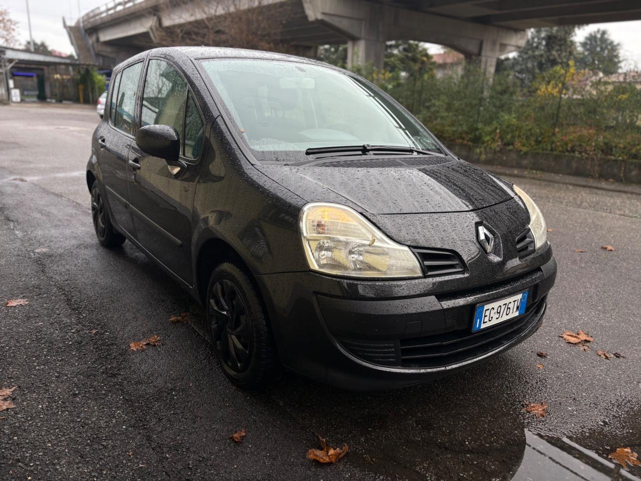 Renault Modus 1.2 Benzina E5 Neopatentati 2011