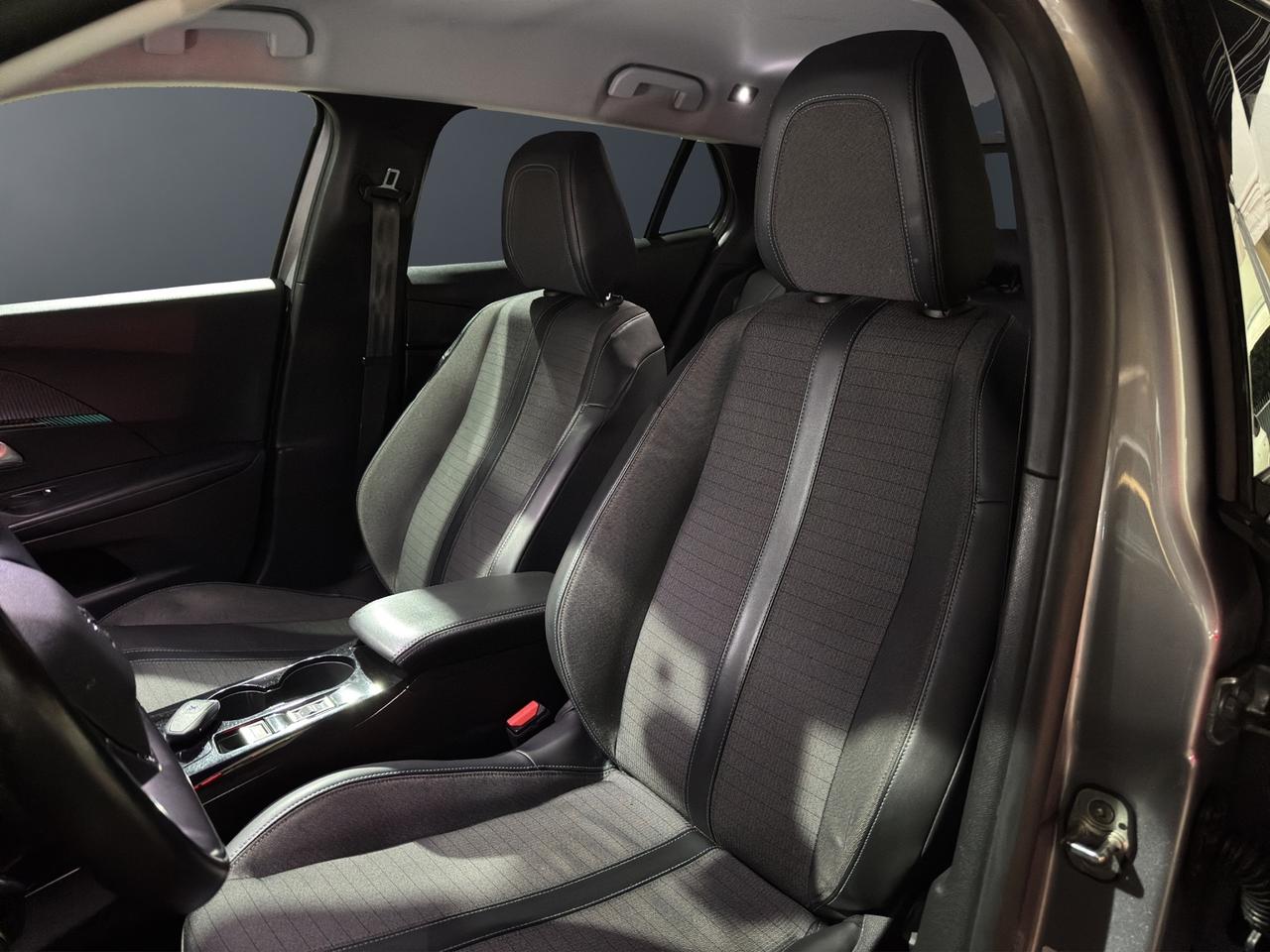 PEUGEOT 2008 BlueHDi 130 S&S AUT. ALLURE - MY21