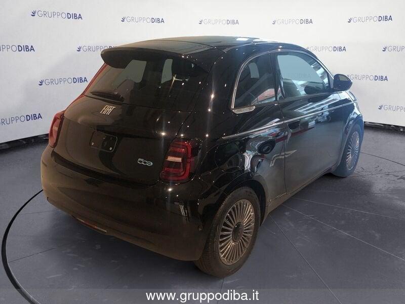 FIAT 500 BEV HATCHBACK M Nuova Hatchback My23 La Nuova - 320 Berlin