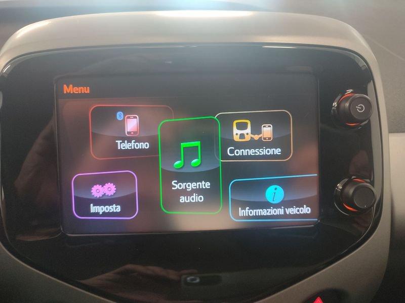 Toyota Aygo 1.0 VVT-i 69 CV 5 porte x-play