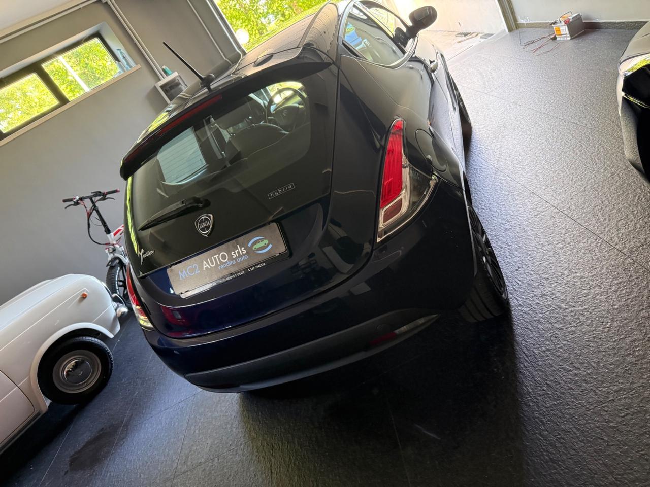 Lancia Ypsilon 1.0 FireFly 5 porte S&S Hybrid Ecochic Gold