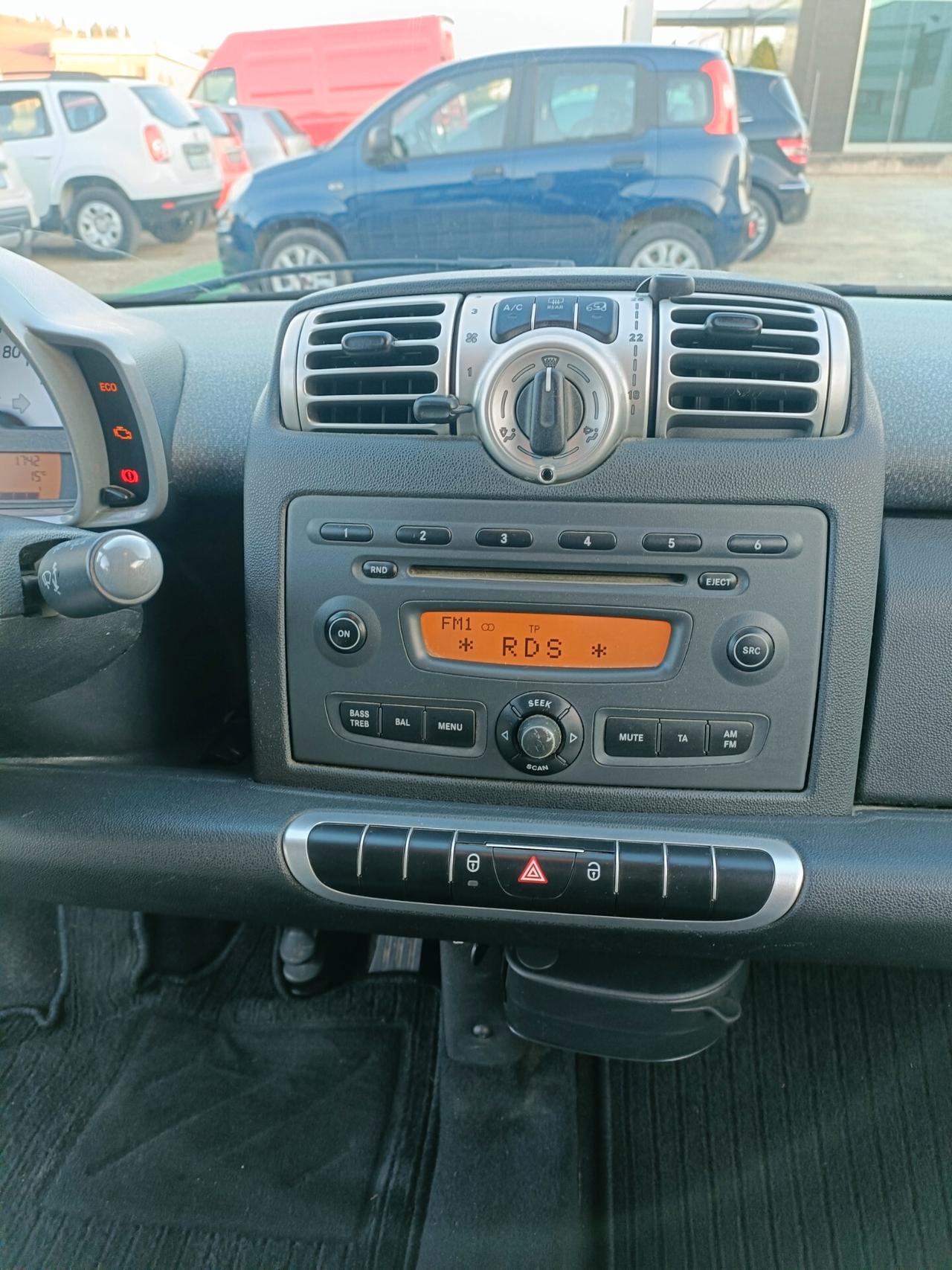 Smart ForTwo 1000 52 kW coupé pure