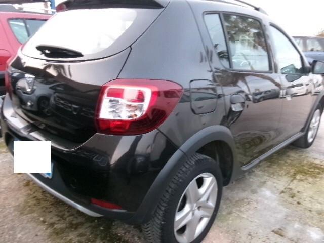 Dacia Sandero 0.9 TCe 12V 90CV Start&Stop SS Lauréate Family