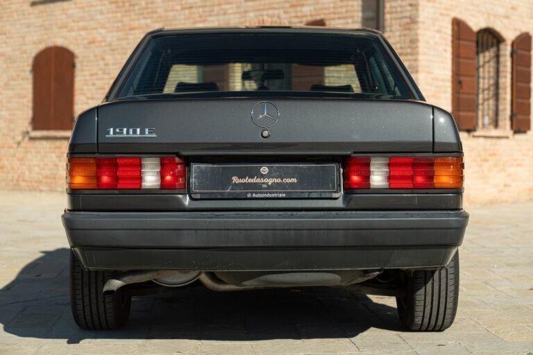 1988 MERCEDES-BENZ 190 E - MER00293