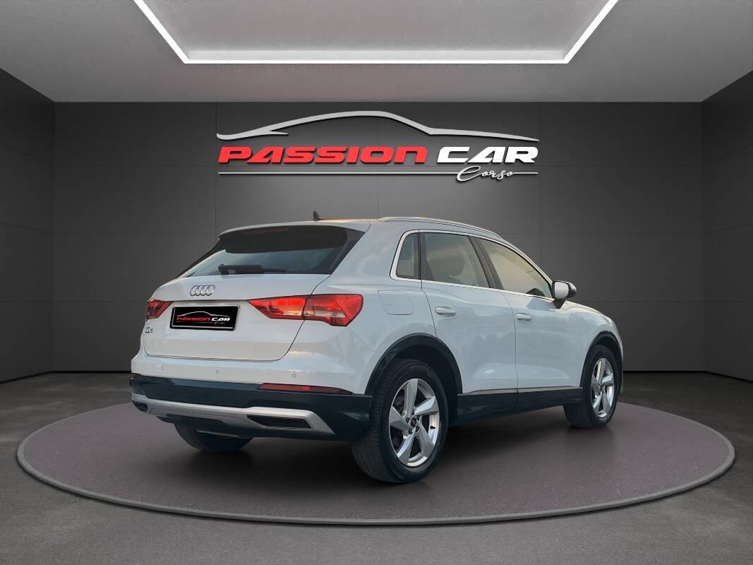 Audi Q3 35 2.0 tdi Business Advanced s-tronic