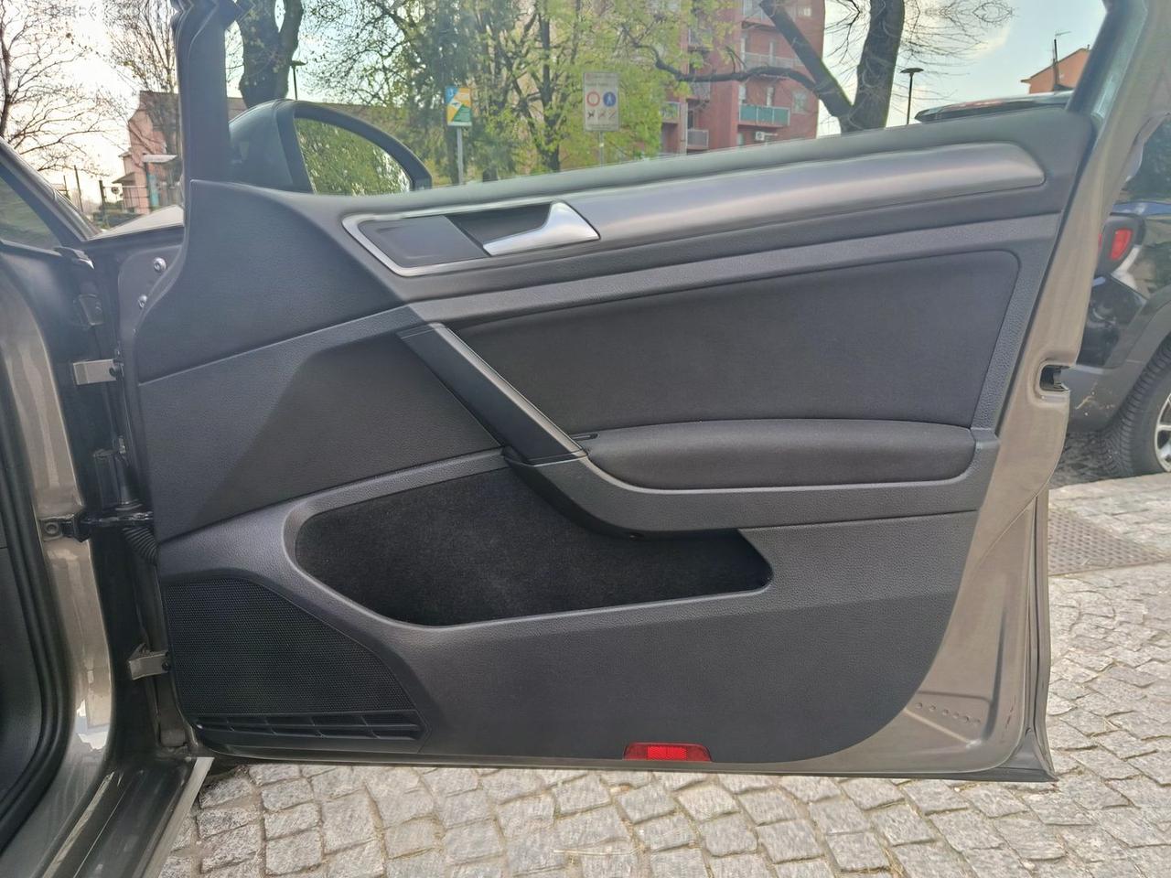 Volkswagen Golf Trendline 1.4 TGI BlueMotio #10089