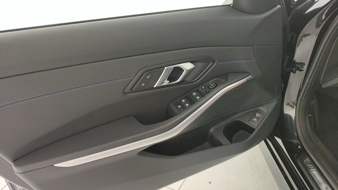 BMW Serie 3 G21 2022 Touring - 320d Touring mhev 48V xdrive MSport auto