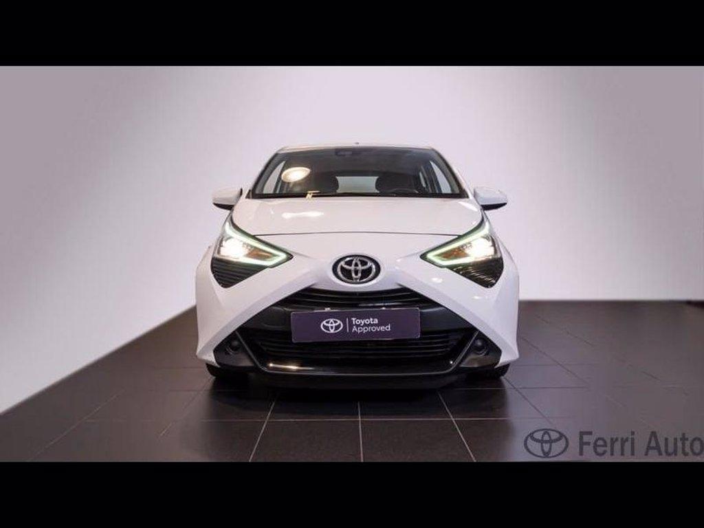 TOYOTA Aygo 5p 1.0 x-play 72cv del 2021