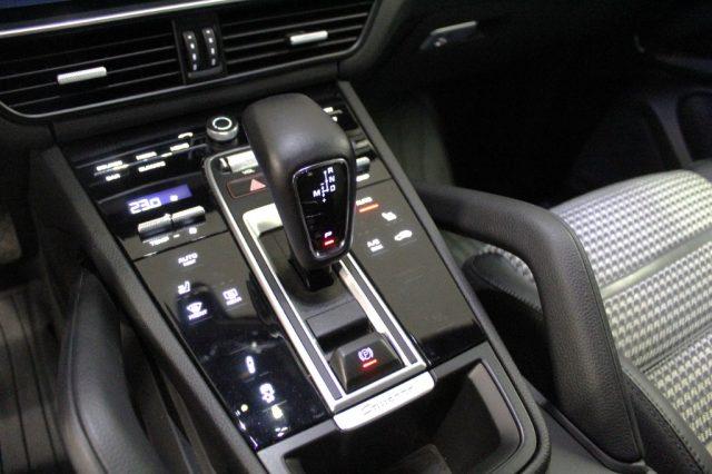 PORSCHE Cayenne Coupé 3.0 V6