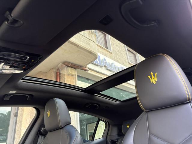 MASERATI Grecale Grecale MHEV 330 CV Modena TETTO APR/PAN.