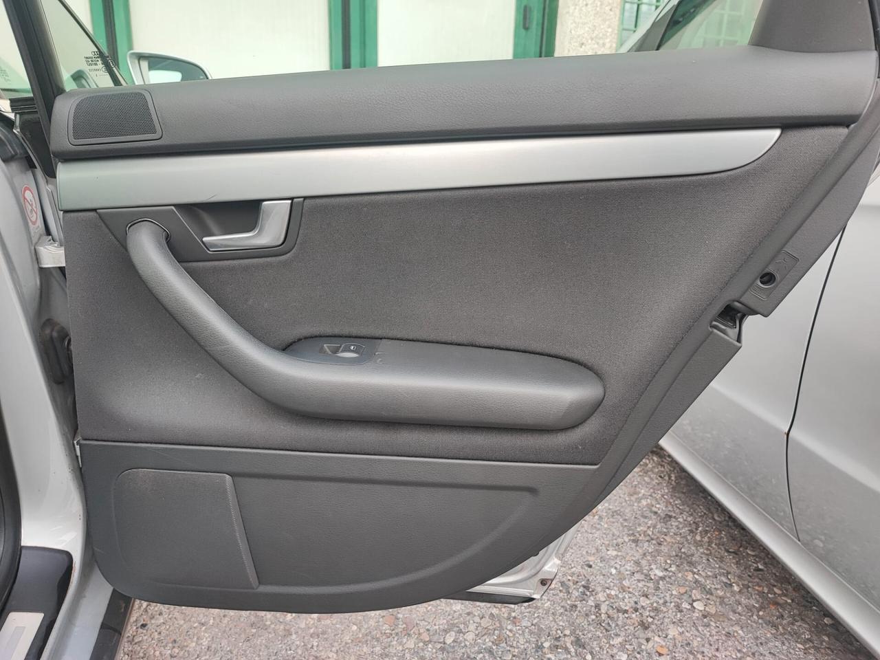Audi A4 2.0 TDI DIESEL AUTOMATICA BERLINA 2005