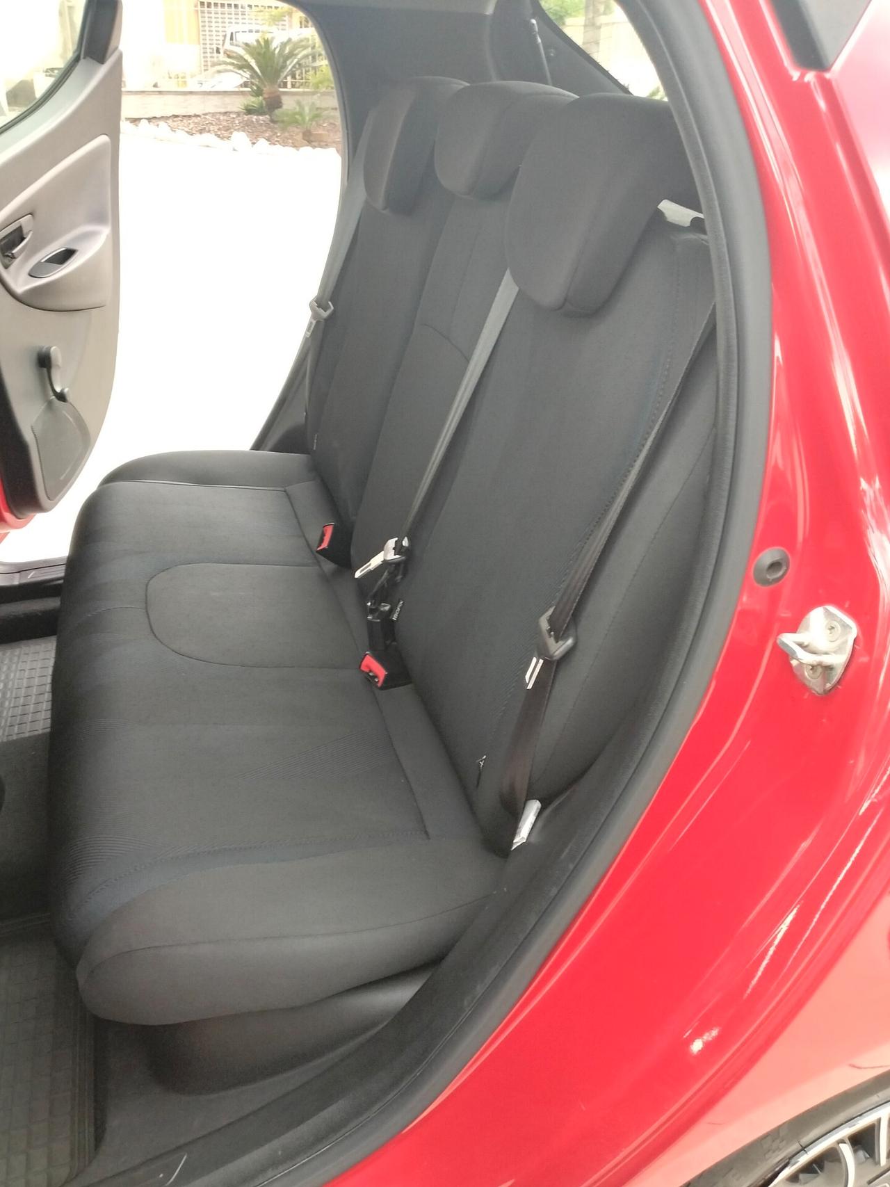 Lancia Ypsilon 1.2 69 CV 5 porte GPL Ecochic Platinum
