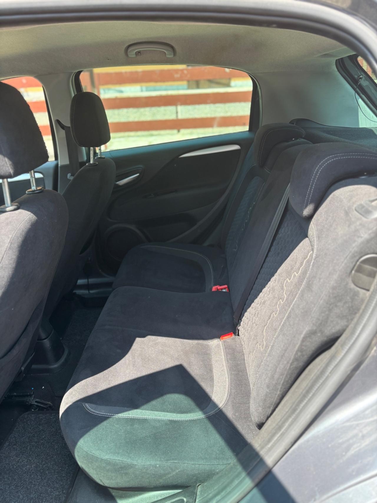 Fiat Punto 1.3 MJT II S&S 95 CV 5 porte Street