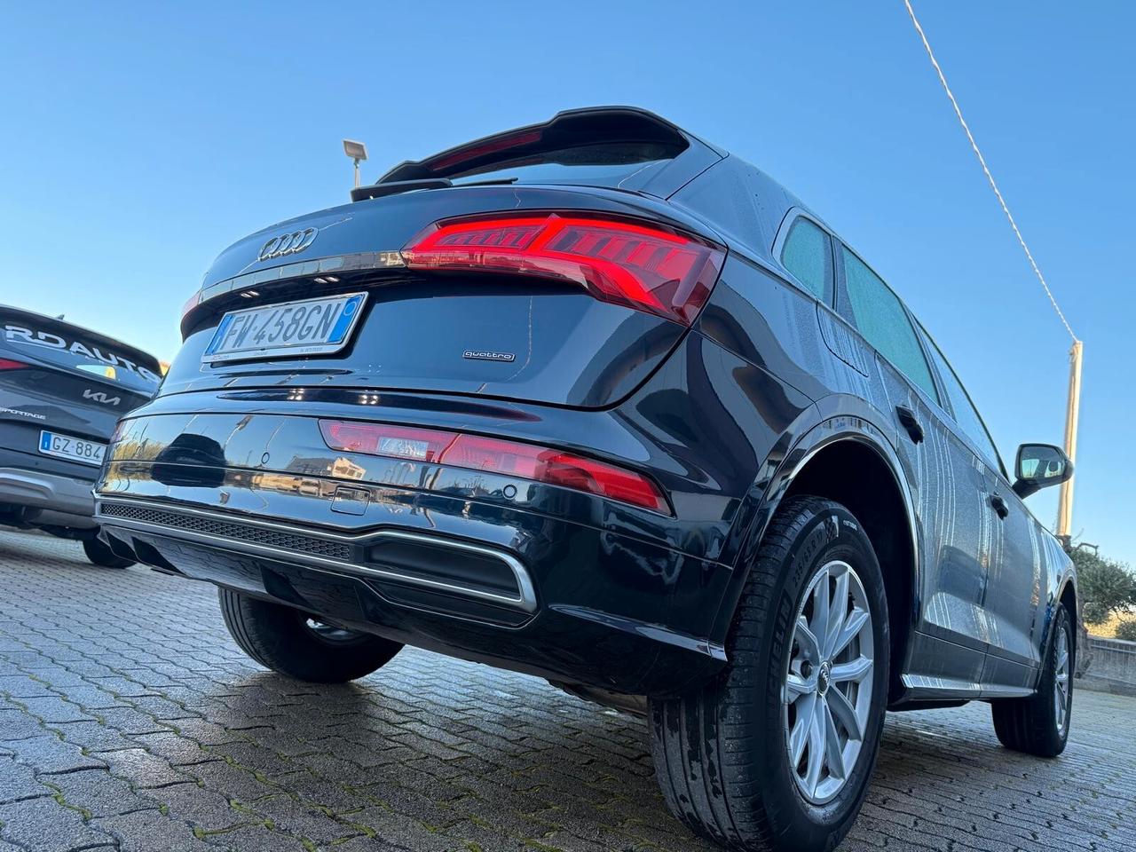 Audi Q5 2.0 TDI quattro S tronic Business