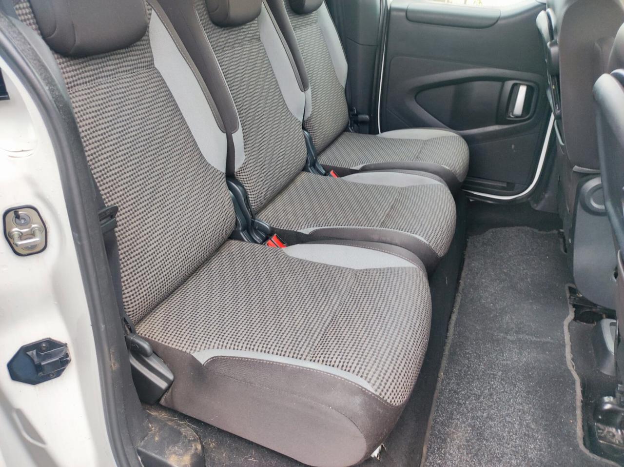 Peugeot Partner Tepee 1.6 VTi 120CV Outdoor GPL