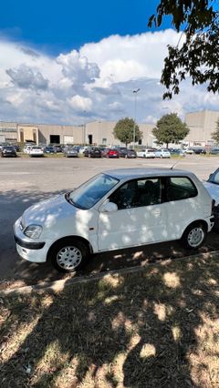 Honda Logo 1.3i cat 3 porte benzina/GPL