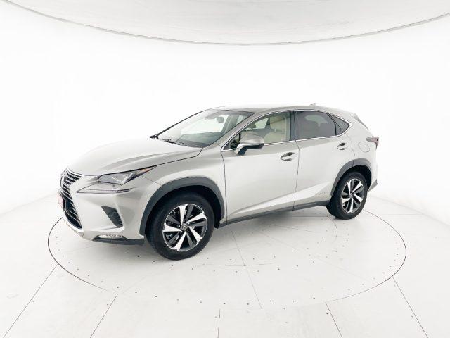 LEXUS NX 300 Hybrid 4WD Luxury