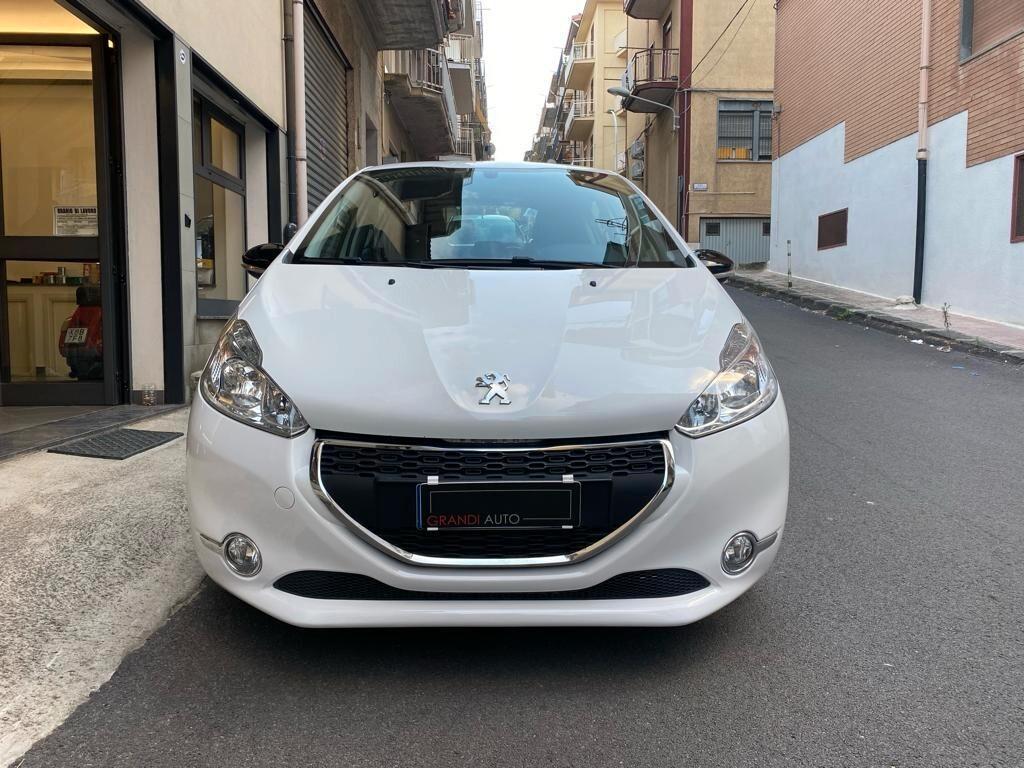 Peugeot 208 1.2 VTi 82 CV 5 porte Allure