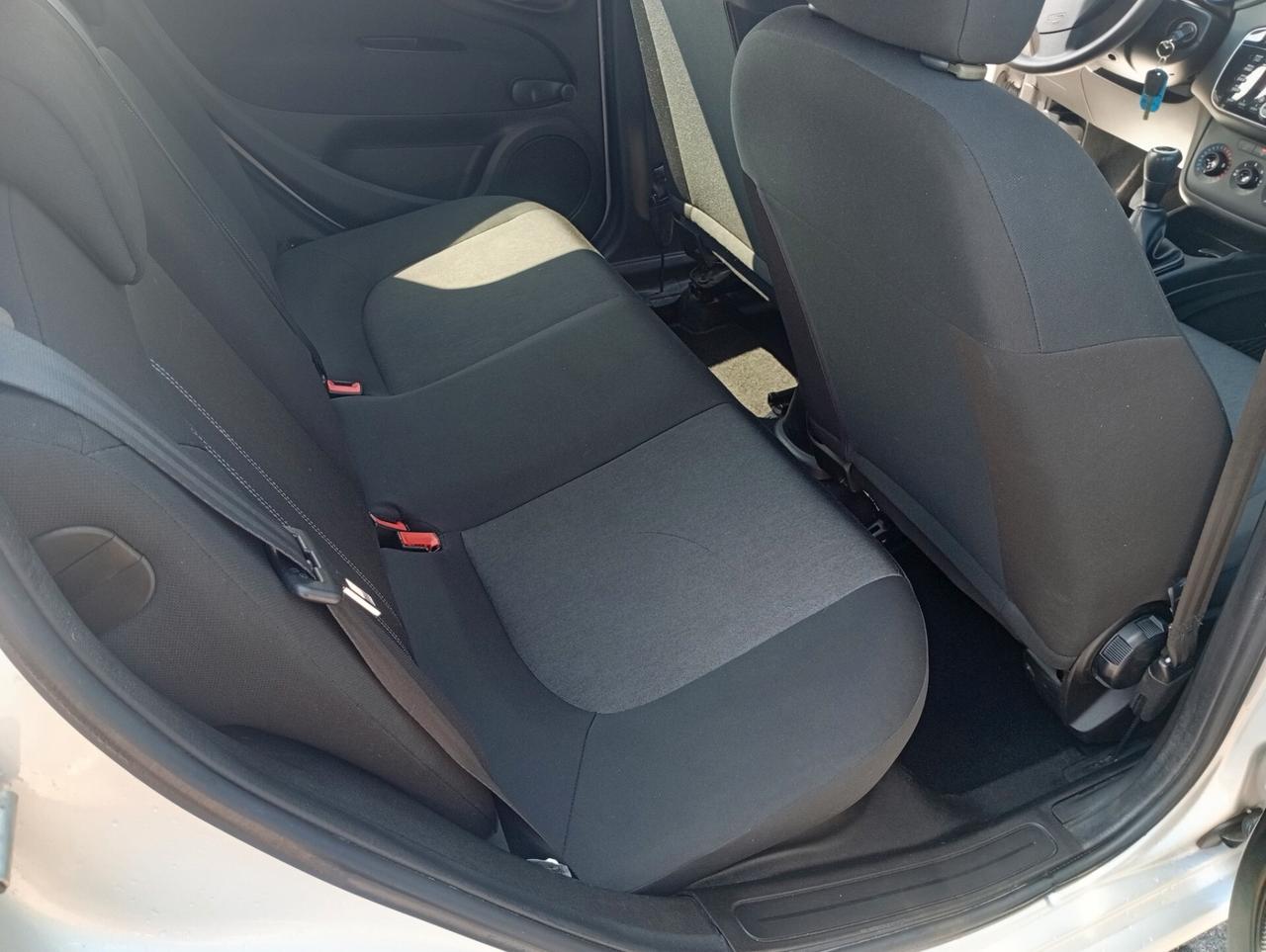Fiat Punto 1.3 MJT II 75 CV 5 porte NEOPATENTATI OK