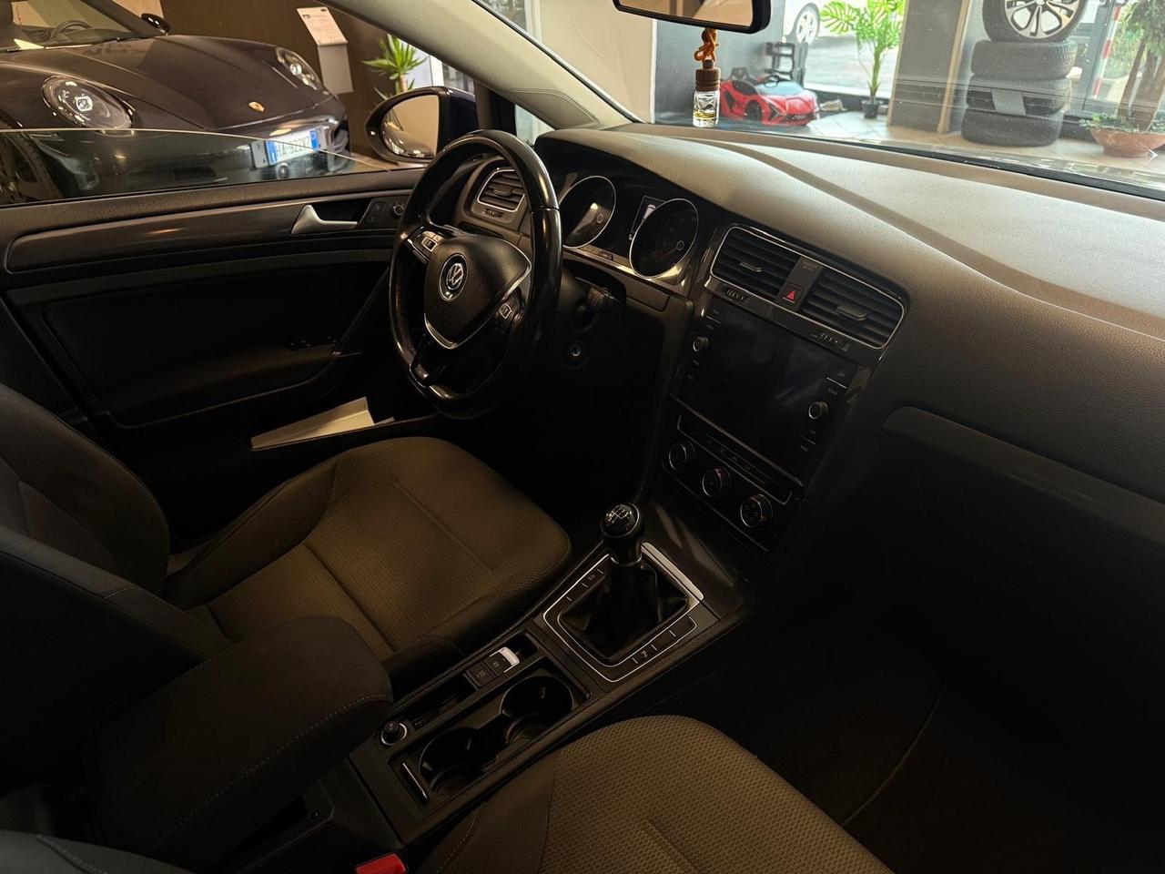 Volkswagen Golf 1.6 TDI 110 CV 5p. Business BlueMotion Technology