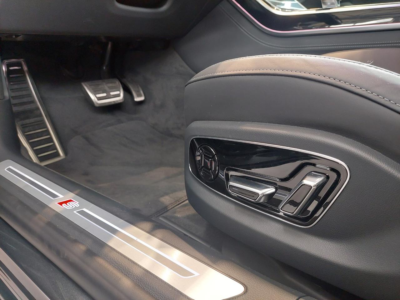 Audi A8 50 3.0 v6 tdi mhev quattro tiptronic