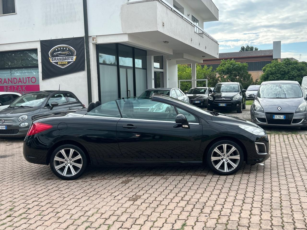 Peugeot 308 1.6 e-HDi 115CV Stop&Start CC Allure
