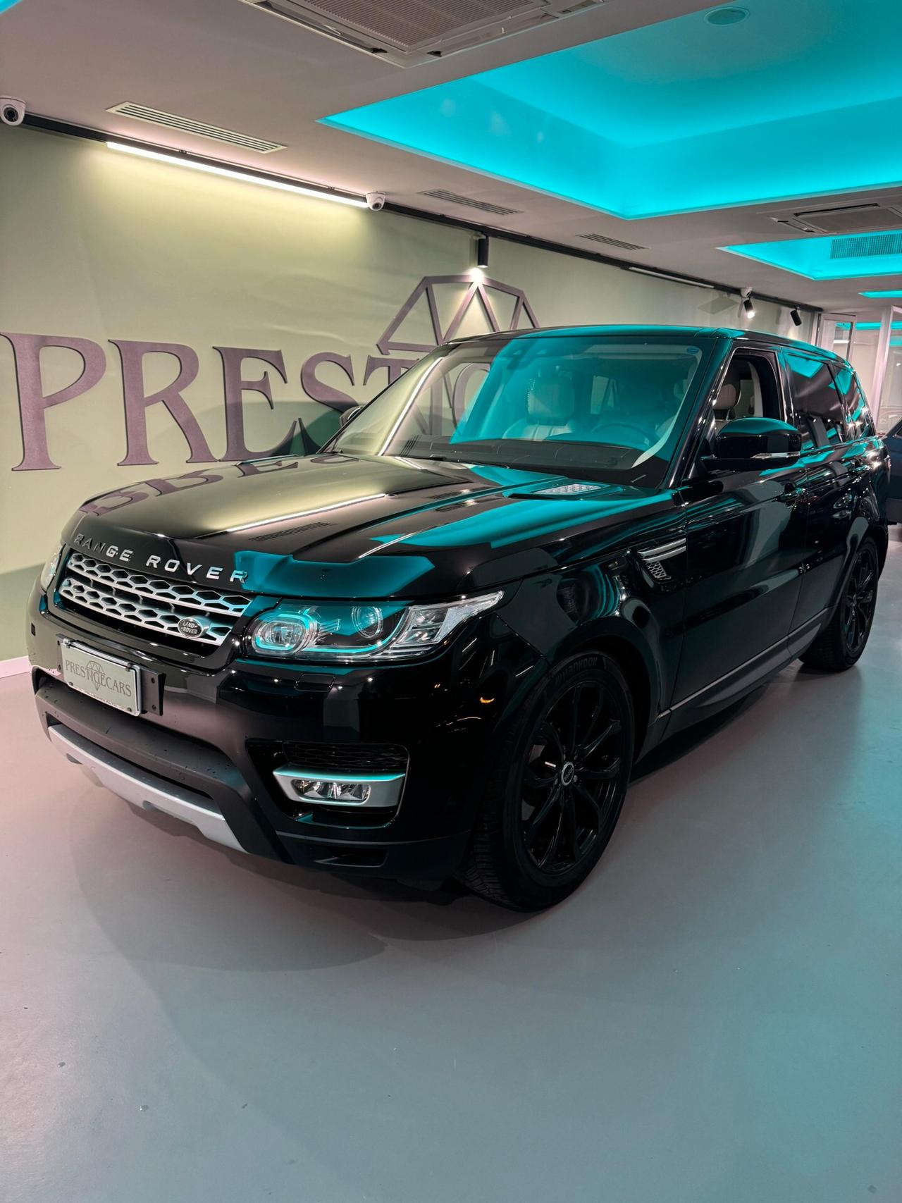 Land Rover Range Rover Sport Range Rover Sport 3.0 TDV6 HSE Dynamic Edition Black