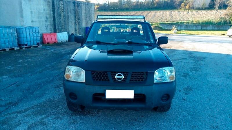 Nissan Navara (D22) 2.5 TD 133CV 4WD Cab. Singola