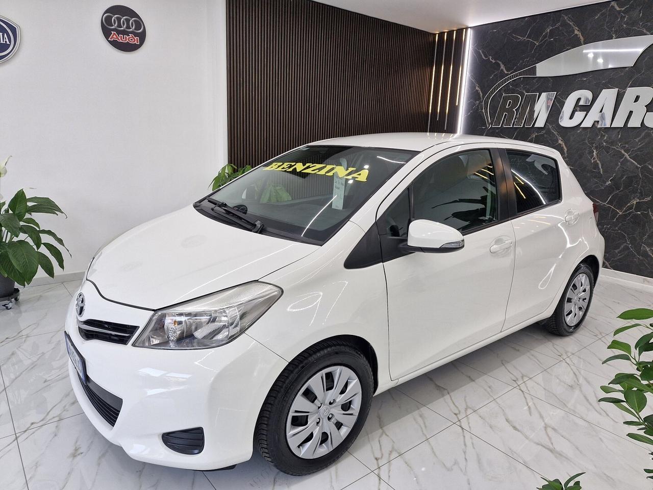 TOYOTA YARIS 1.0 BENZINA 69CV X NEOPATENTATI