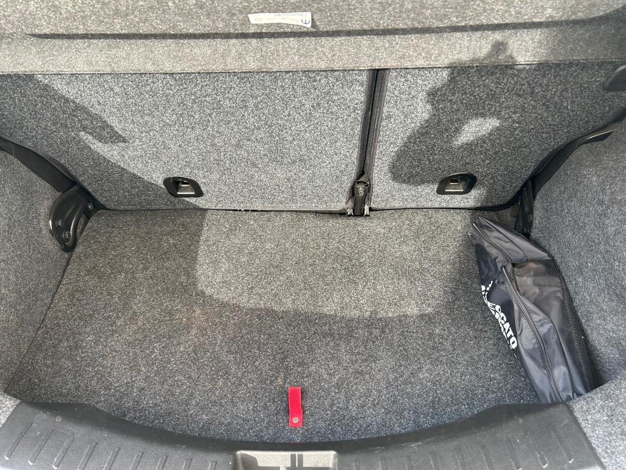 Lancia Ypsilon 1.0 FireFly 5 porte S&S Hybrid Ecochic Gold