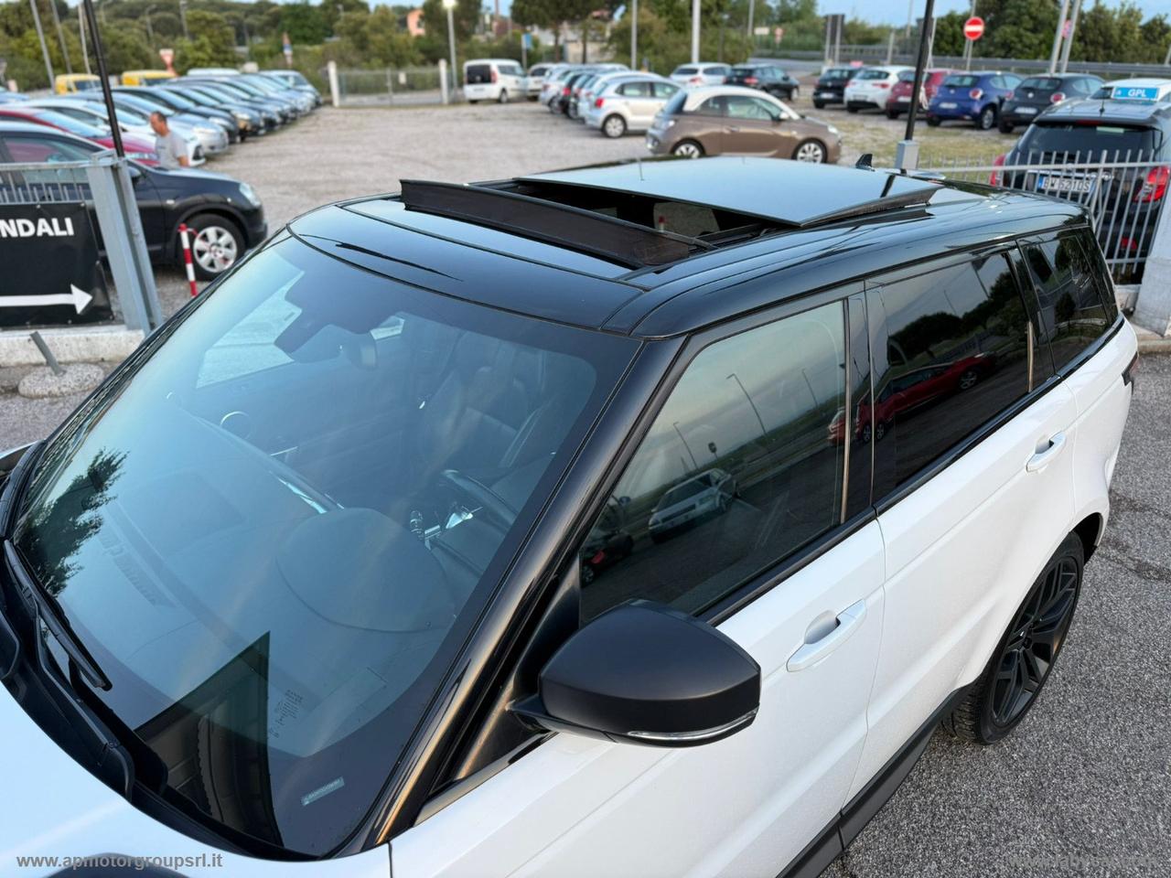 LAND ROVER Range RoverSPORT 3.0 SDV6 HSE