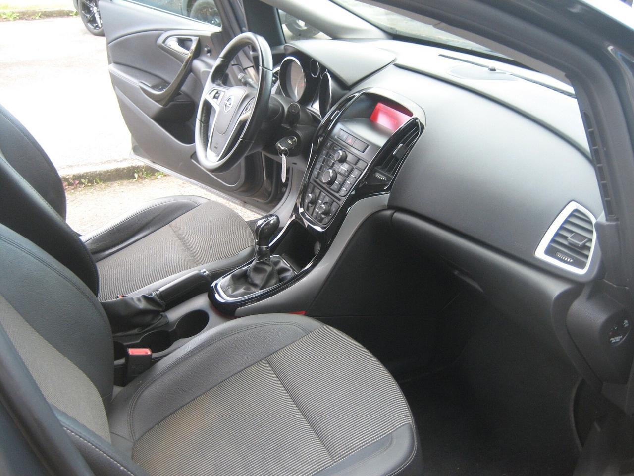 Opel Astra 1.6 CDTI EcoFLEX S&S Sports Tourer Cosmo
