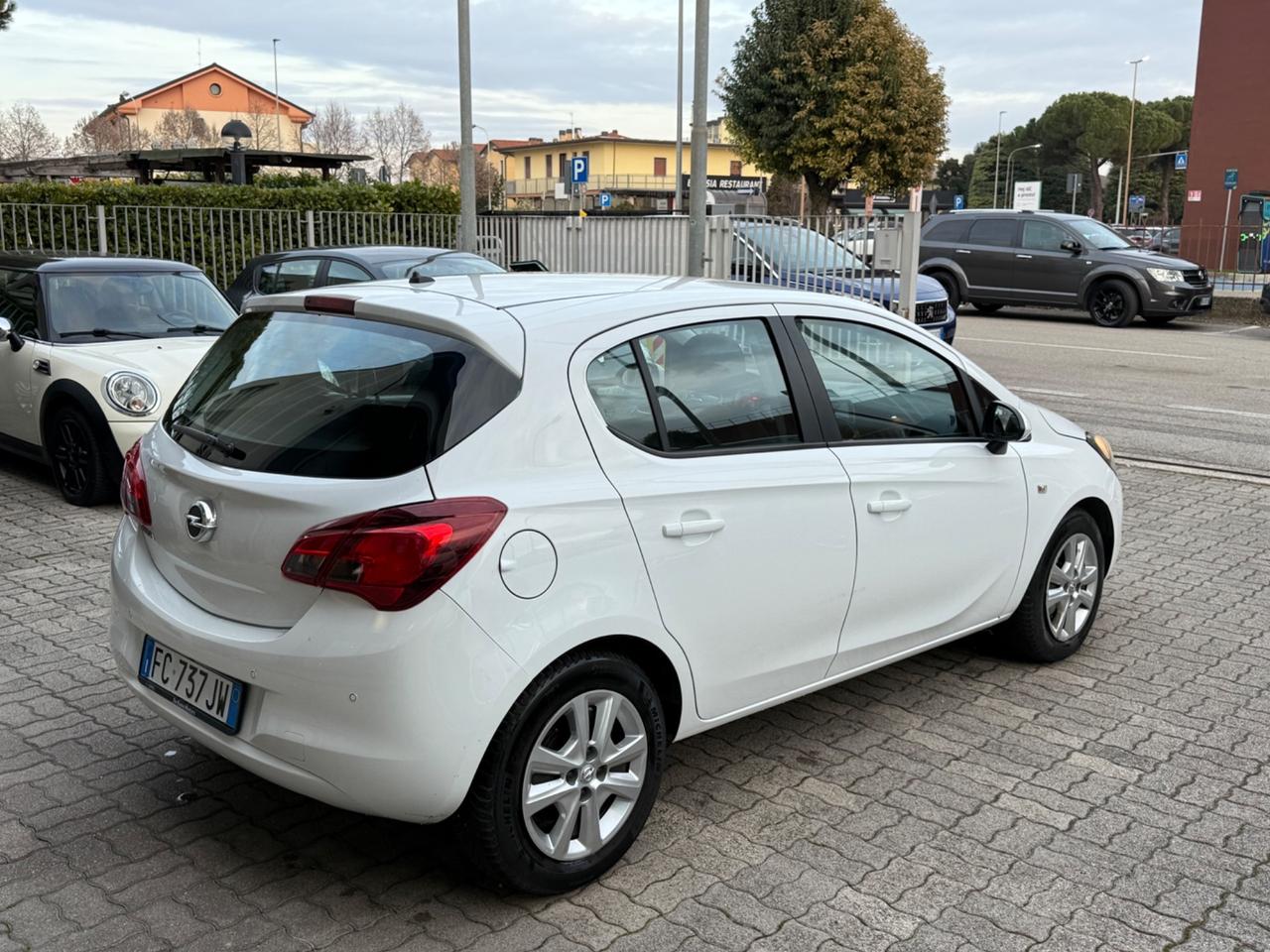 Opel Corsa 1.4 90CV GPL Tech 5 porte Cosmo