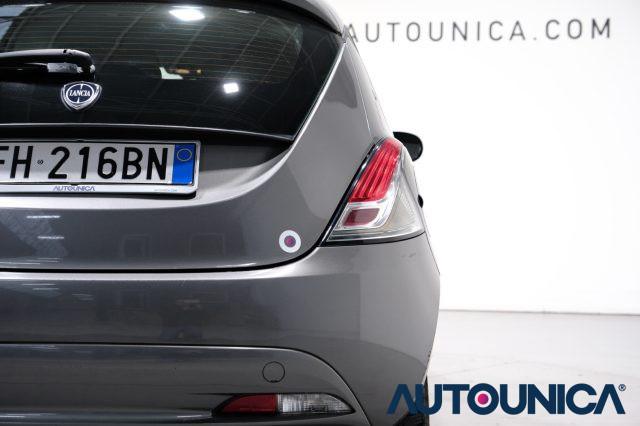 LANCIA Ypsilon 1.2 69 CV 5 PORTE GPL ECOCHIC SILVER NEOPATENTATI