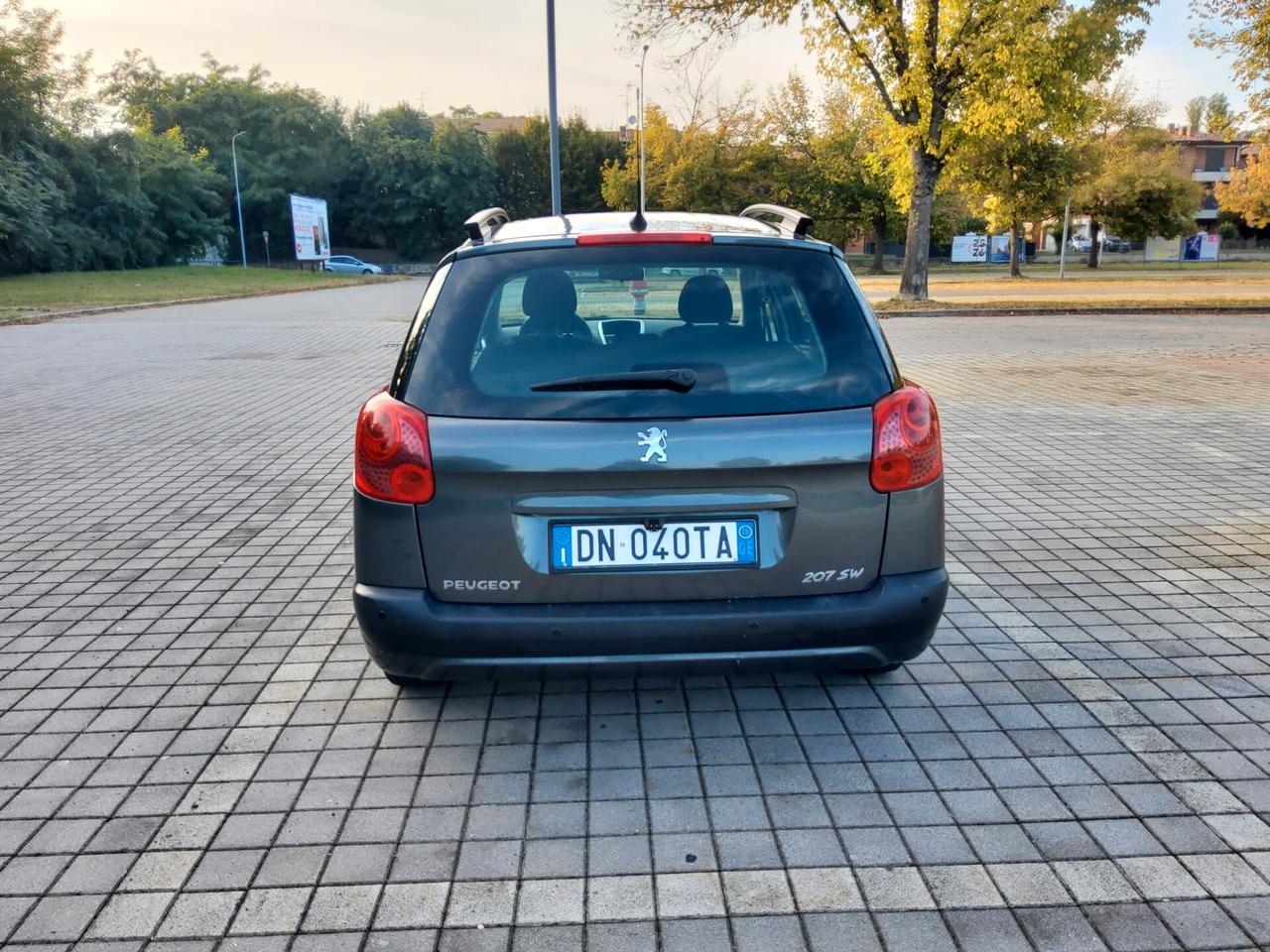 Peugeot 207 1.4 VTI GPL 95CV