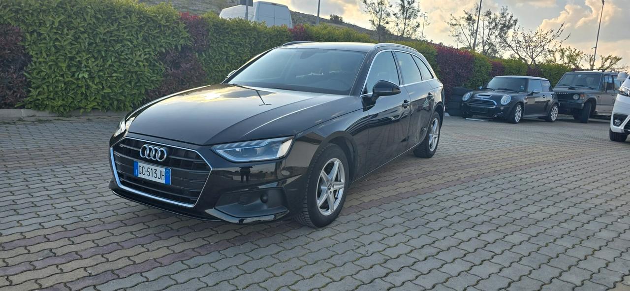 Audi A4 Avant 30 2.0 tdi mhev Business 136cv s-tronic